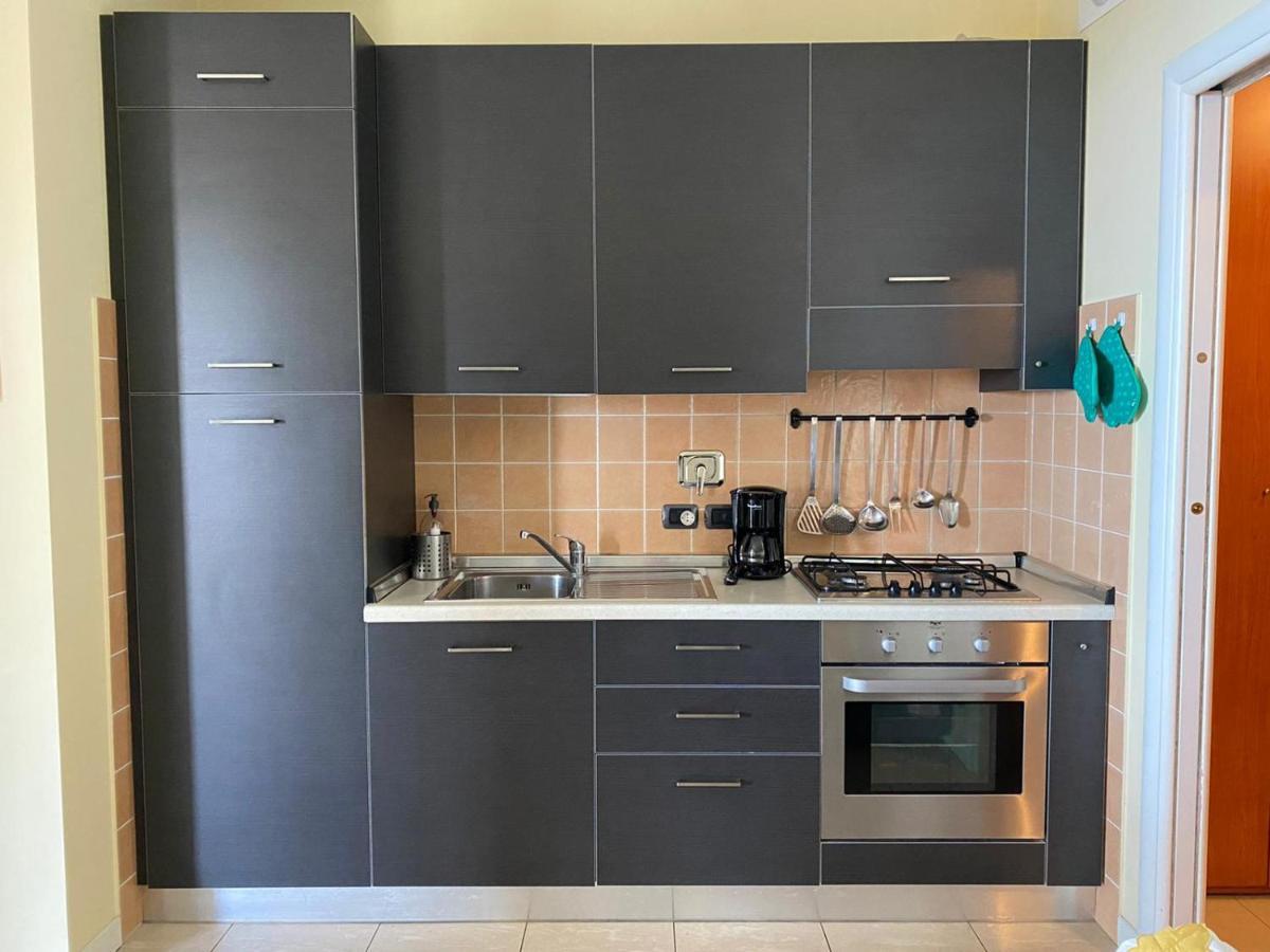 Casa Miradore 600 Mt Dal Mare Imperia Exteriör bild